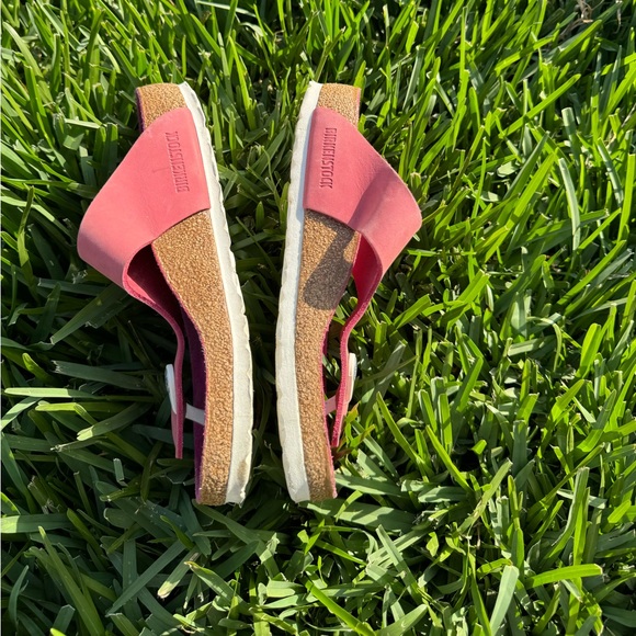 BIRKENSTOCK GIZEH BIG BUCKLE
FUCHSIA TULIP SIZE 37 - Picture 6 of 11